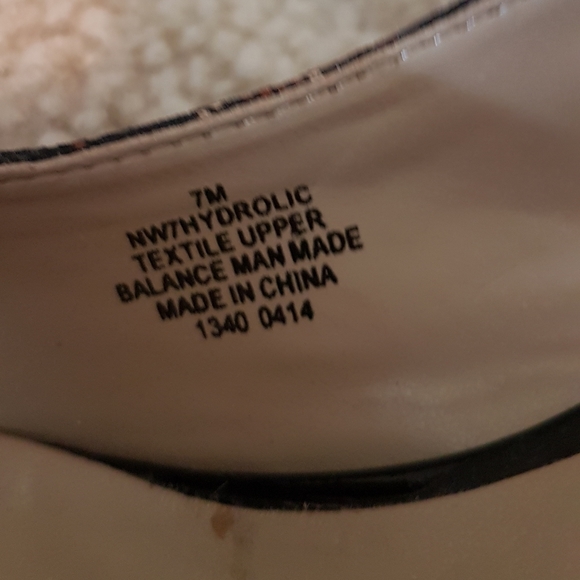 Shoes - Picture 5 of 6